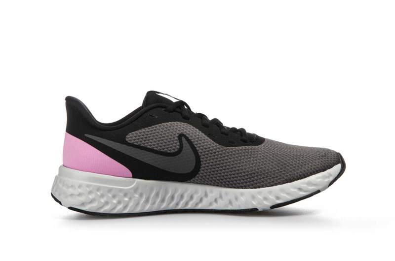 Fitness Club: Τα απαραίτητα για να γυμνάζεσαι με στυλ και το 2021 - εικόνα 5