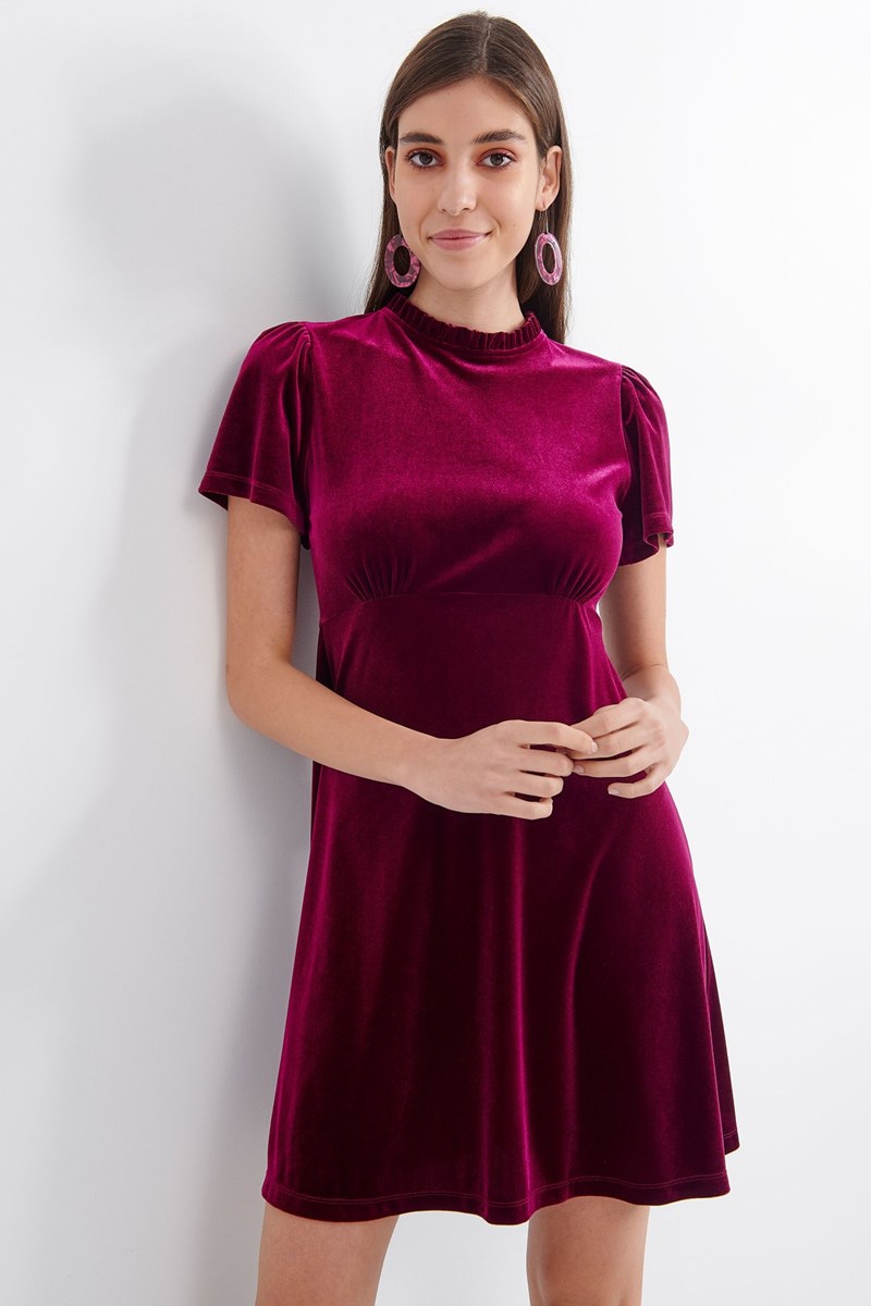 Φορέματα: Τα ψάξαμε όλα και ξεχωρίσαμε αυτά τα 7 σχέδια - εικόνα 6