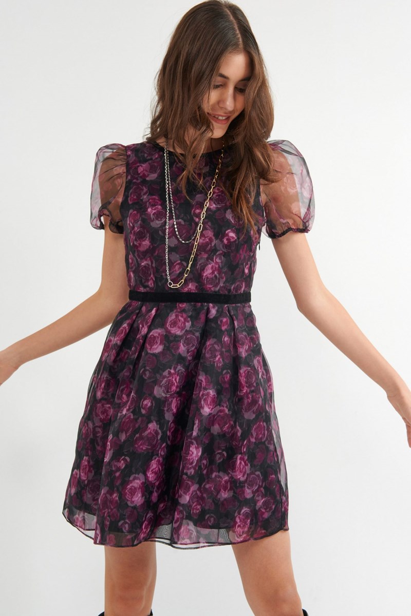 Sheer Dress:  Αυτό το φόρεμα θα ορίσει το 2020 - εικόνα 4