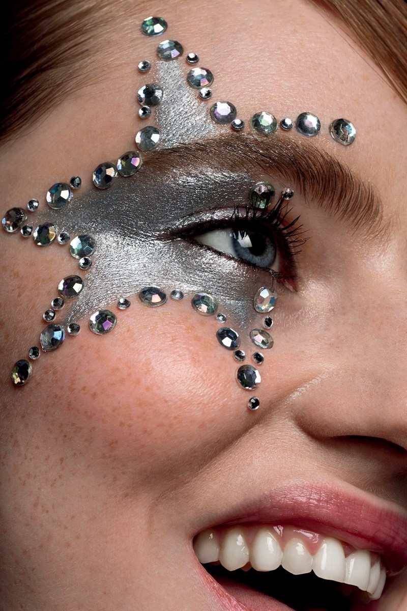 Με αυτά τα beauty looks θα ανακαλύψεις την πιο λαμπερή εκδοχή του εαυτού σου - εικόνα 4