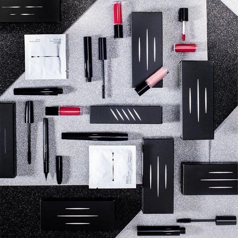 From ELLE With Love: 6+1 must-have προϊόντα που προτείνουμε ανεπιφύλαχτα - εικόνα 1