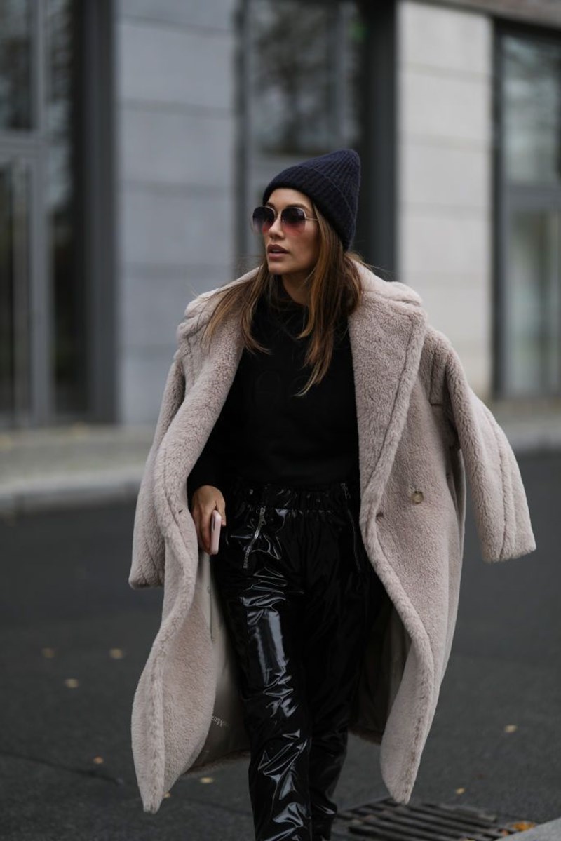 Χριστούγεννα 2020: Μετράμε αντίστροφα με 10 δυναμικά street style - εικόνα 8