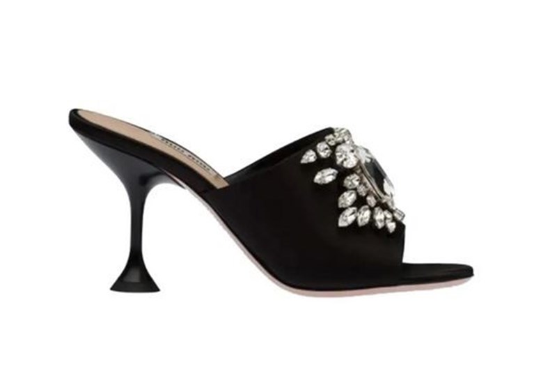 7 ψηλοτάκουνα που κόβουν την ανάσα - εικόνα 3