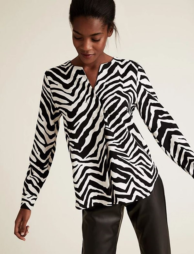 Zebra Print: Θα το φοράμε ξανά και ξανά όλο το 2021! - εικόνα 4