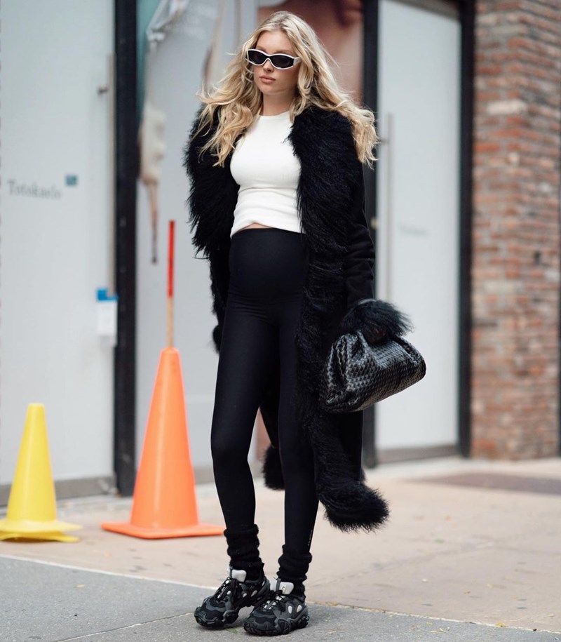 H Elsa Hosk είναι το απόλυτο style icon και στην εγκυμοσύνη! - εικόνα 1