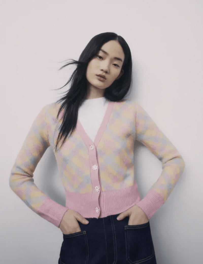 8 cardigan για έναν χειμώνα μέσα στην τρέλα και το χρώμα - εικόνα 2