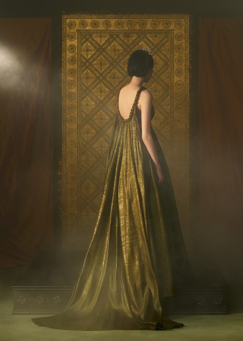 Η Haute Couture SS21 συλλογή του οίκου Dior ήταν γεμάτη μυστήριο και ερωτισμό - εικόνα 10