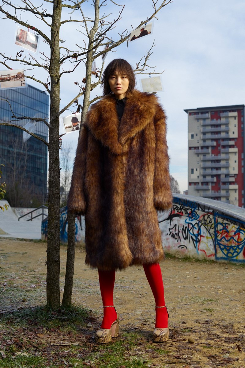 Η Pre-Fall 2021 συλλογή της Sportmax είναι εμπνευσμένη από τις πιο δυναμικές γυναίκες του 20ου αιώνα - εικόνα 3