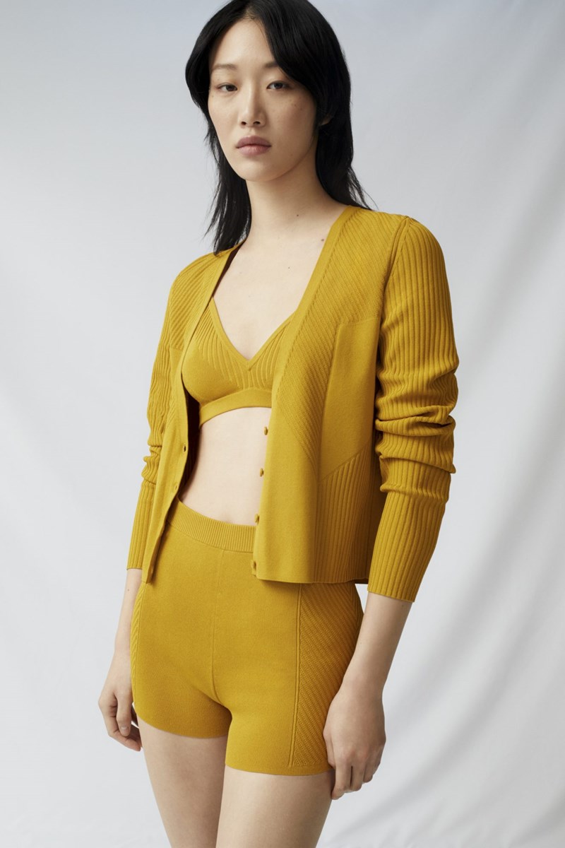 Επιτέλους! Η COS έρχεται στην Ελλάδα - εικόνα 1