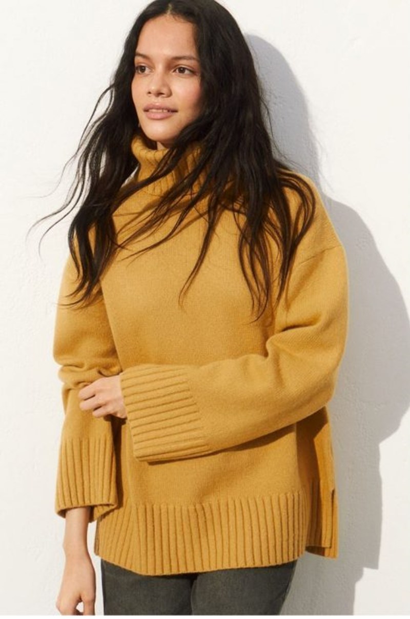 7 εκπτωτικά πουλόβερ που θα σου χαρίσουν απόλυτη άνεση αλλά και στυλ - εικόνα 3