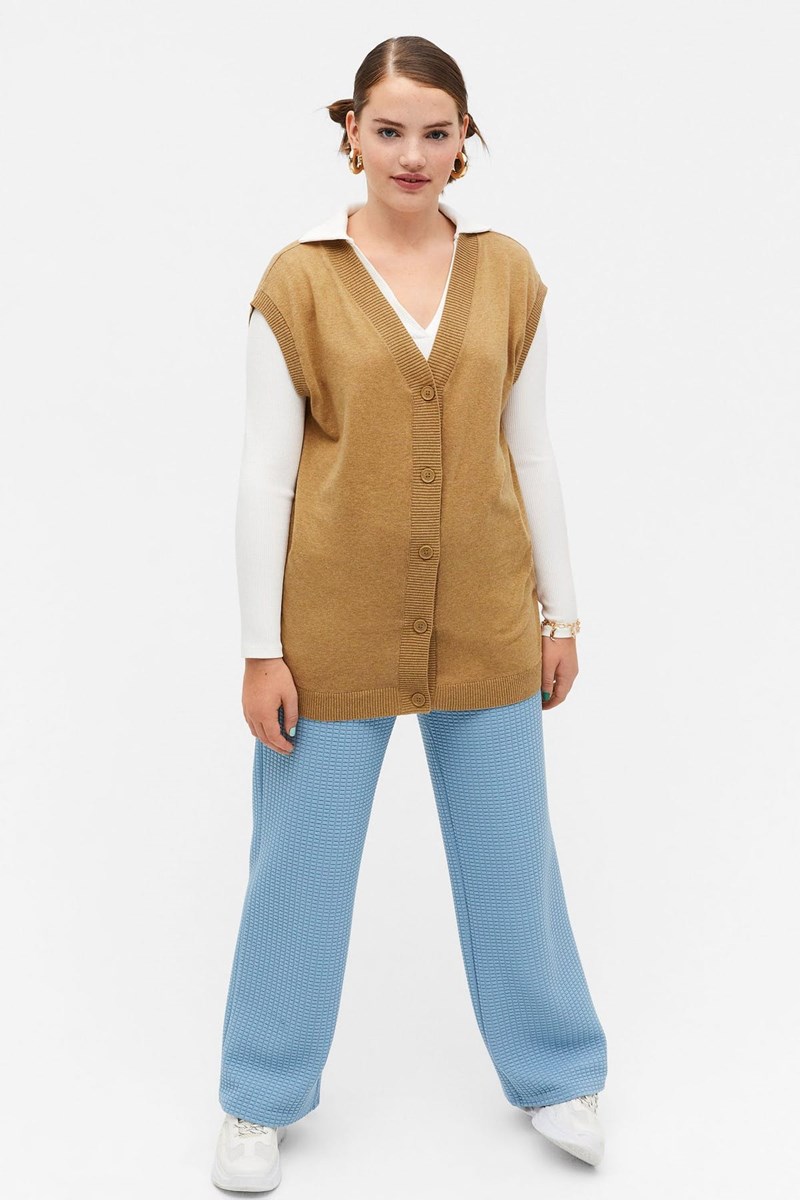 Με αυτό το κομμάτι στη συλλογή σου το layering μοιάζει με παιχνίδι και το κρύο με αστείο - εικόνα 8