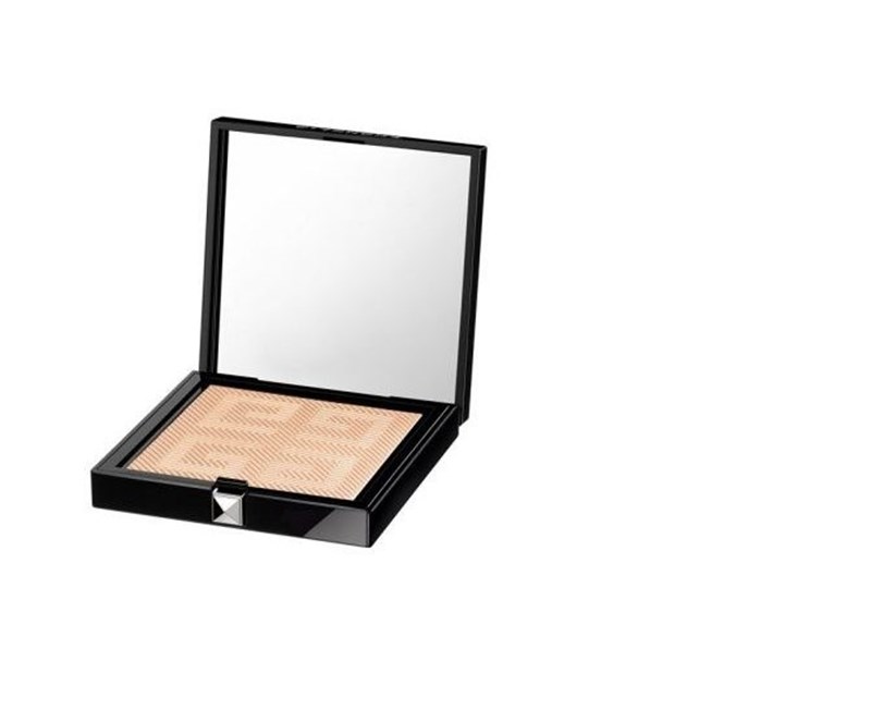 15 προϊόντα ομορφιάς σε έκπτωση που αξίζει να βάλεις τώρα στο μπουντουάρ σου - εικόνα 15