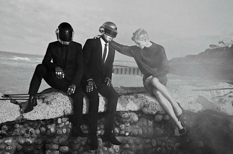 4 φορές που οι Daft Punk έκαναν μόδα και όχι μόνο μουσική - εικόνα 1