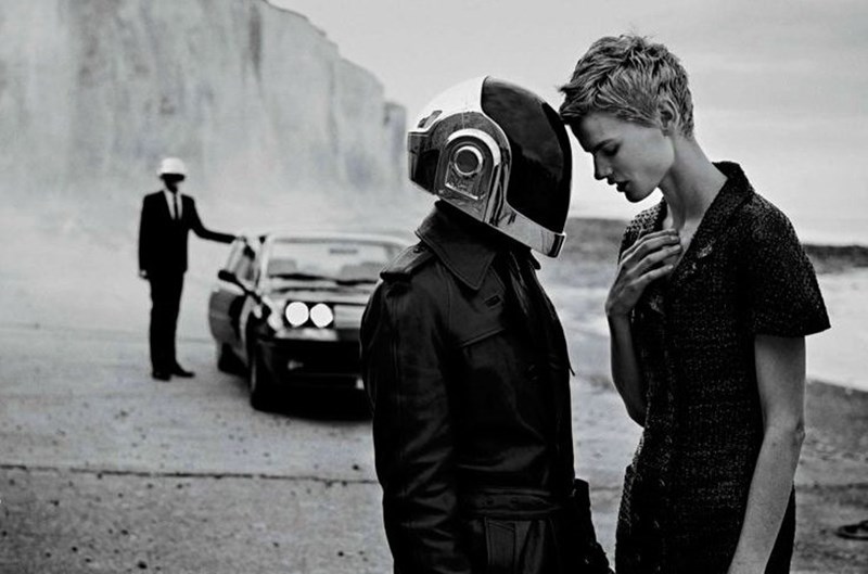 4 φορές που οι Daft Punk έκαναν μόδα και όχι μόνο μουσική - εικόνα 2