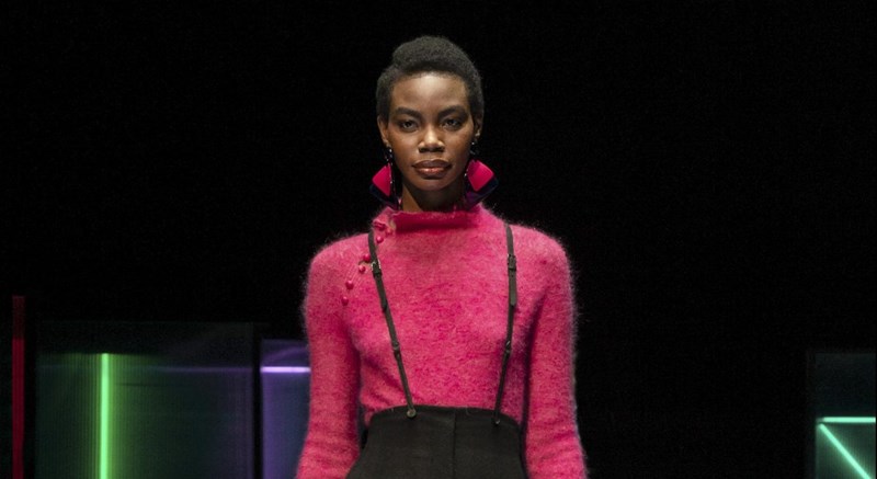 Τα μυστικά πίσω από τα beauty looks στο show του Giorgio Armani - εικόνα 2