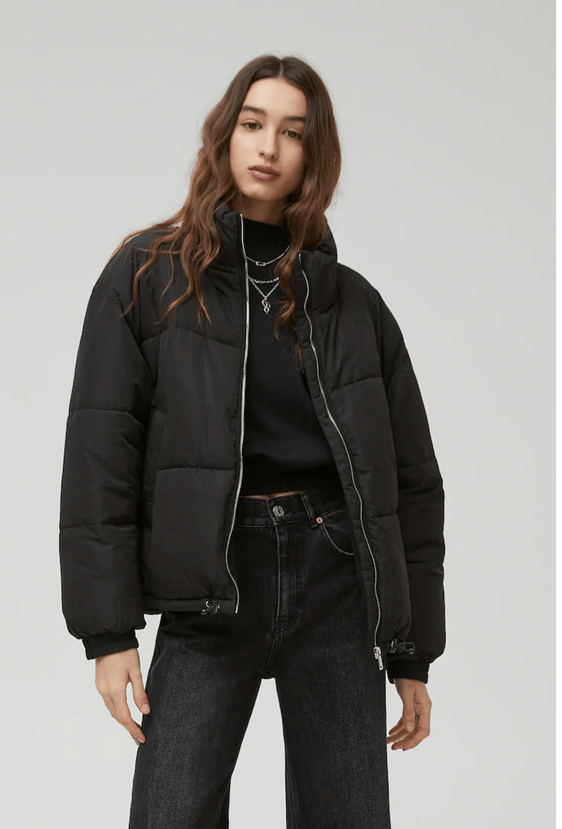 Το puffer jacket είναι το πανωφόρι που φοράμε τώρα ξανά και ξανά - εικόνα 2