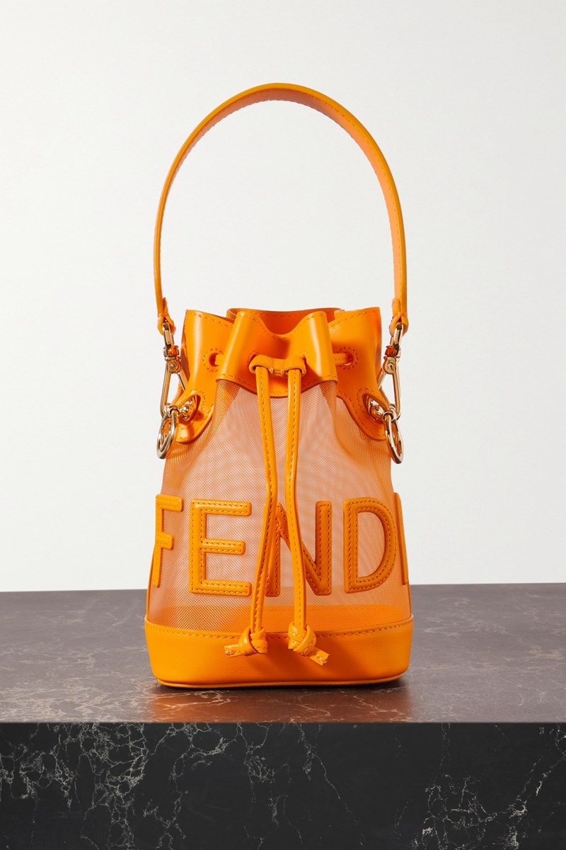 15 κομμάτια για να βάψεις την ντουλάπα σου στο χρώμα της ευτυχίας - εικόνα 14