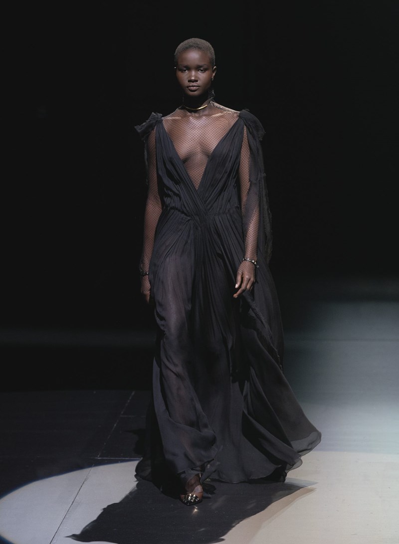 Η black & white AW21 συλλογή Valentino είναι επανάσταση #MilanFashionWeek - εικόνα 5