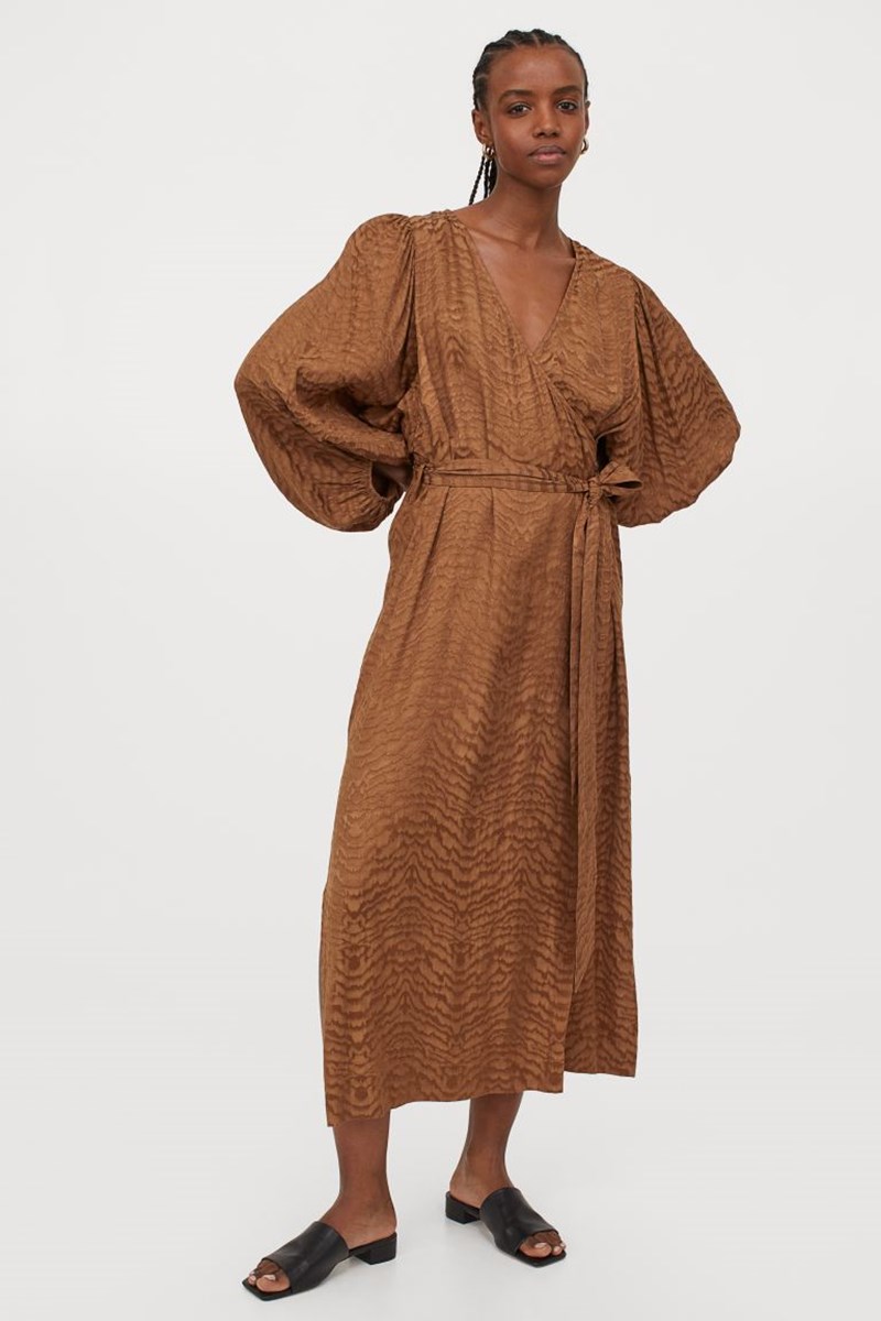 Διαχρονική γκαρνταρόμπα: 4 κομμάτια από τα H&M που θα είναι πάντα στη μόδα (χωρίς καμία αμφιβολία!) - εικόνα 4