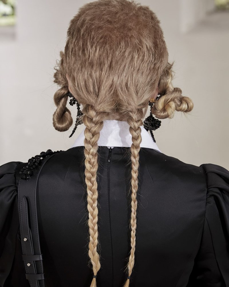 Fashion Month: Όλα τα hair looks που ξεχωρίσαμε στα AW21 runways - εικόνα 6