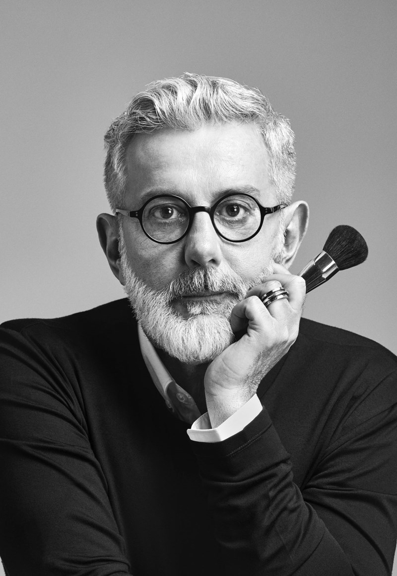 Ηighlighters: 6 κορυφαίοι make-up artists μας συστήνουν το αγαπημένο τους προϊόν λάμψης και μοιράζονται τα tips τους - εικόνα 9