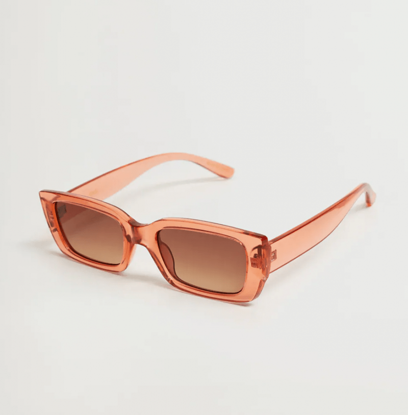 8 floral φορέματα για να αντιγράψουμε το ανοιξιάτικο look της Kendall Jenner, που τόσο μας άρεσε #GetTheLook - εικόνα 4