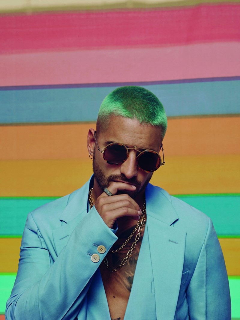 «Μερικές φορές νιώθω ότι οι άνθρωποι της μουσικής βιομηχανίας θέλουν να είναι φίλοι μου, αλλά μόλις γυρίσω την πλάτη μου με μαχαιρώνουν»: Ο Maluma μιλά αποκλειστικά στο ELLE - εικόνα 3