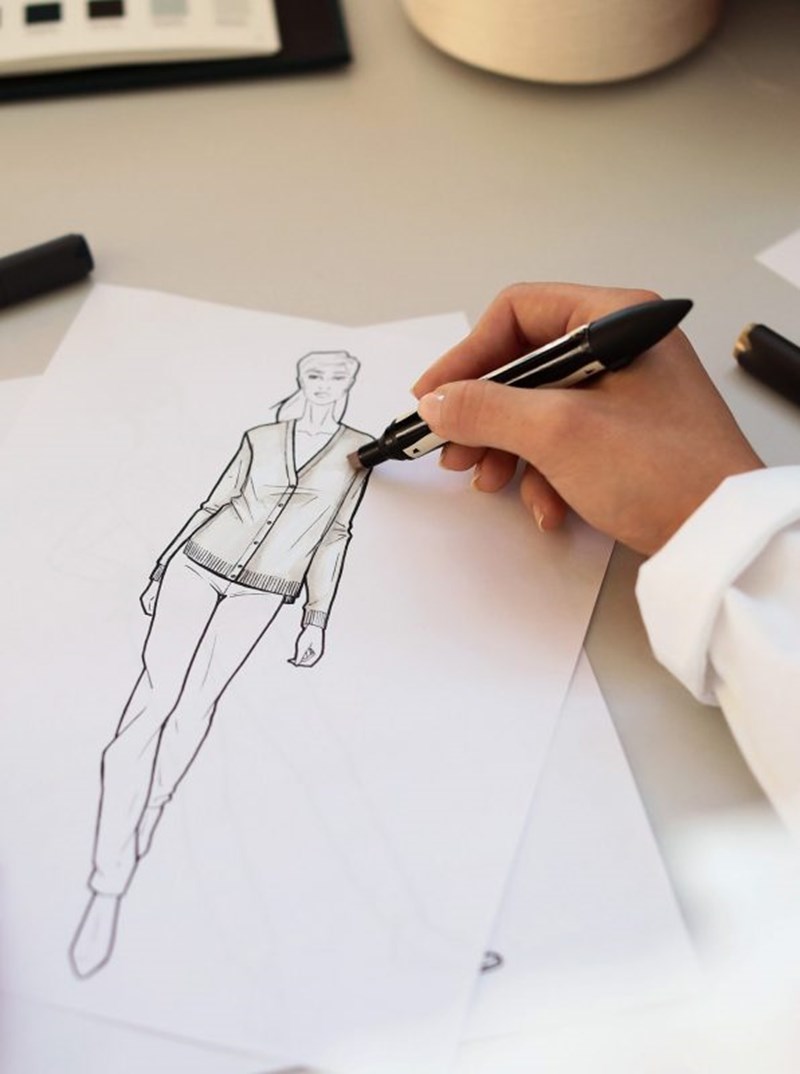 Η Falconeri παρουσιάζει τo νέο must-have της σεζόν: Μία εξαιρετική, total white, silk and cotton ζακέτα - εικόνα 3