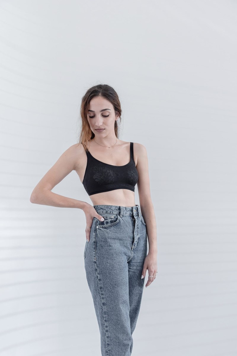 Καθρέφτη, Καθρεφτάκι μου: Οι editors του ELLE.gr μιλούν για τις «ατέλειες» που τις κάνουν πιο δυνατές - εικόνα 10