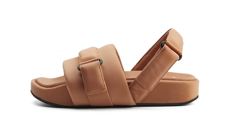 12 κομμάτια για να δημιουργήσεις τα πιο πετυχημένα total beige looks (και να είσαι πιο κομψή από ποτέ) - εικόνα 6