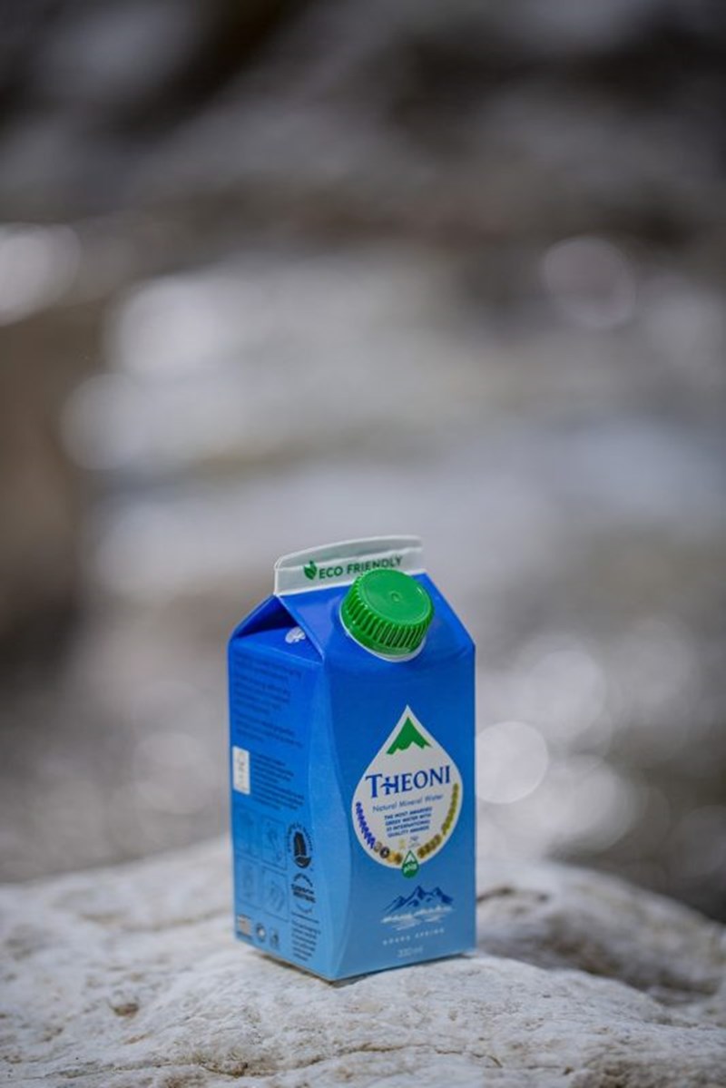 Το ΘΕΟΝΗ παρουσιάζει το πρώτο Φυσικό Μεταλλικό Νερό στην Ελλάδα σε χάρτινη συσκευασία - εικόνα 4