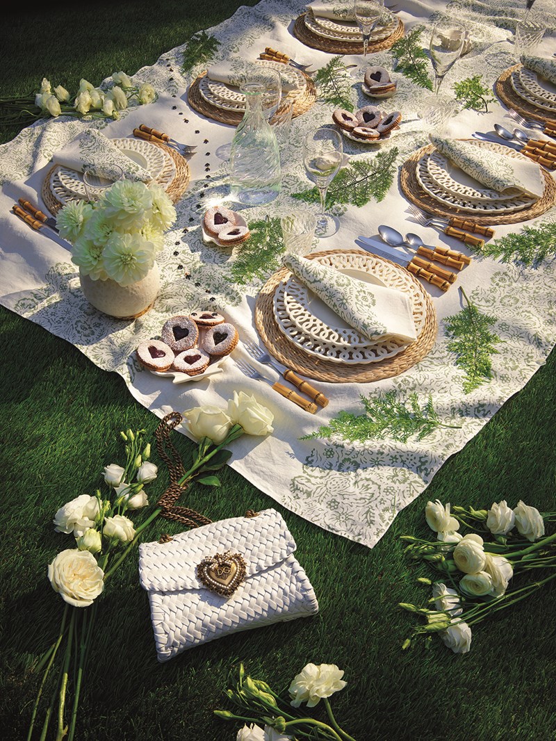 Τα αξεσουάρ που χρειάζεσαι για να απογειώσεις στυλιστικά το τριήμερο σου - εικόνα 3