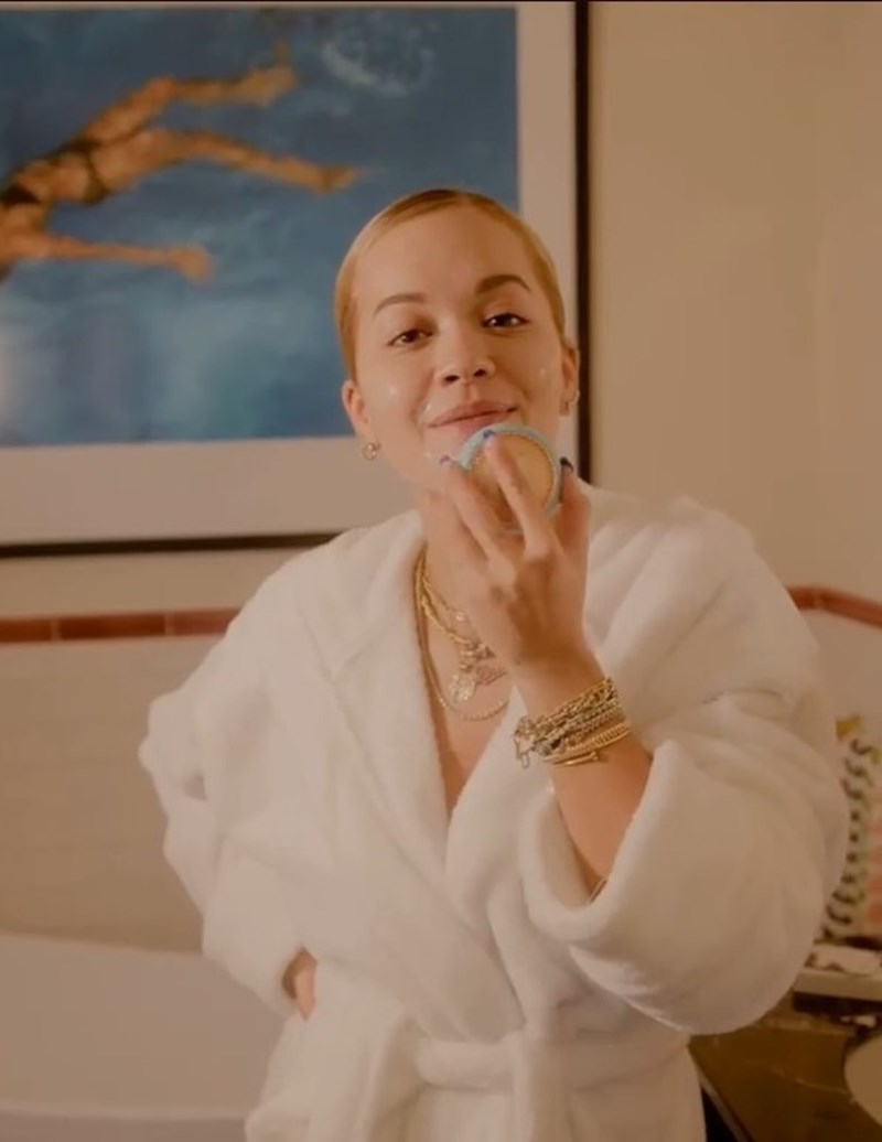 Jessica Alba, Chrissy Teigen, Rita Ora & Paris Hilton: Αυτό είναι το κοινό τους beauty μυστικό - εικόνα 3