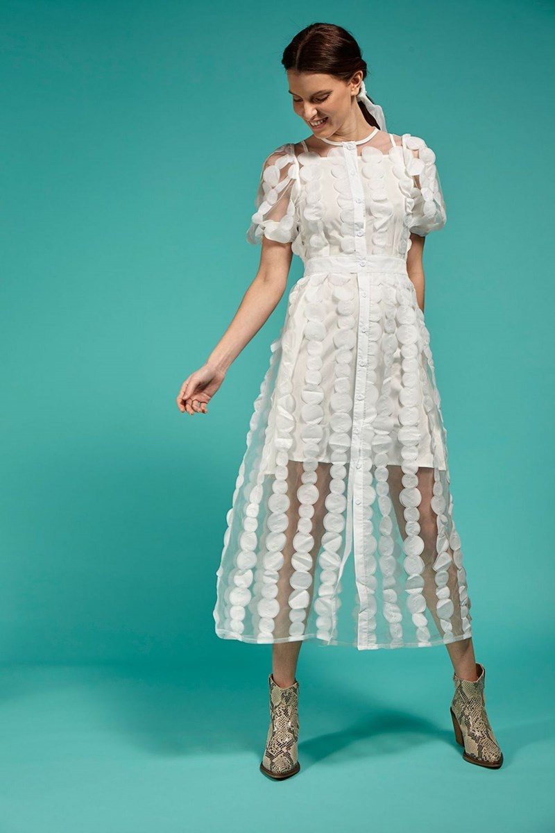 λευκά φορέματα