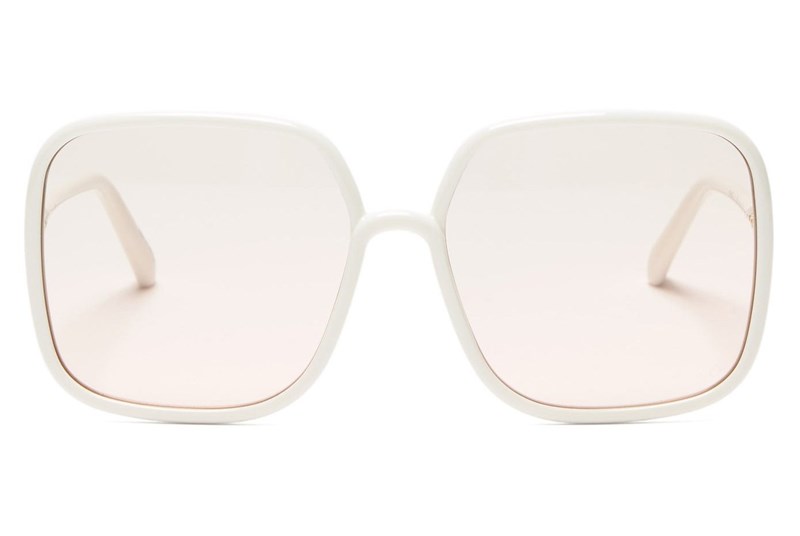 Εν Λευκώ: 16+1 αγορές για να εντάξεις το must χρώμα του καλοκαιριού στη ντουλάπα σου - εικόνα 15