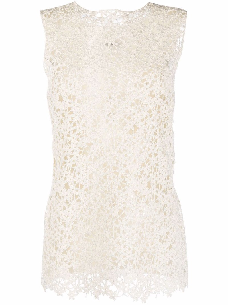 Εν Λευκώ: 16+1 αγορές για να εντάξεις το must χρώμα του καλοκαιριού στη ντουλάπα σου - εικόνα 2