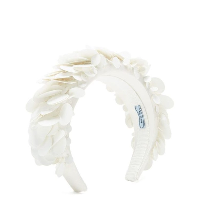 Αυτά τα stylish αξεσουάρ θα «απογειώσουν» το νυφικό σου χτένισμα - εικόνα 4