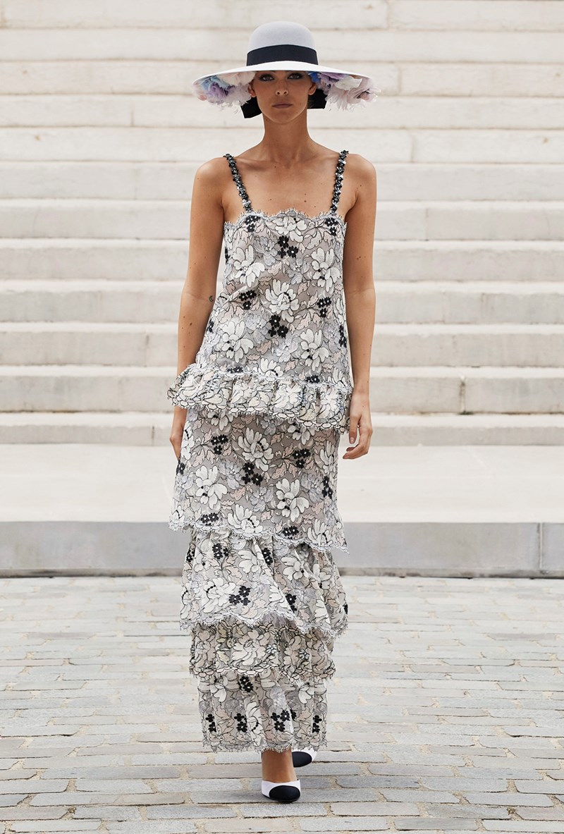 Chanel Couture AW21/22:  Μια ερωτική επιστολή στον ιμπρεσιονισμό - εικόνα 15
