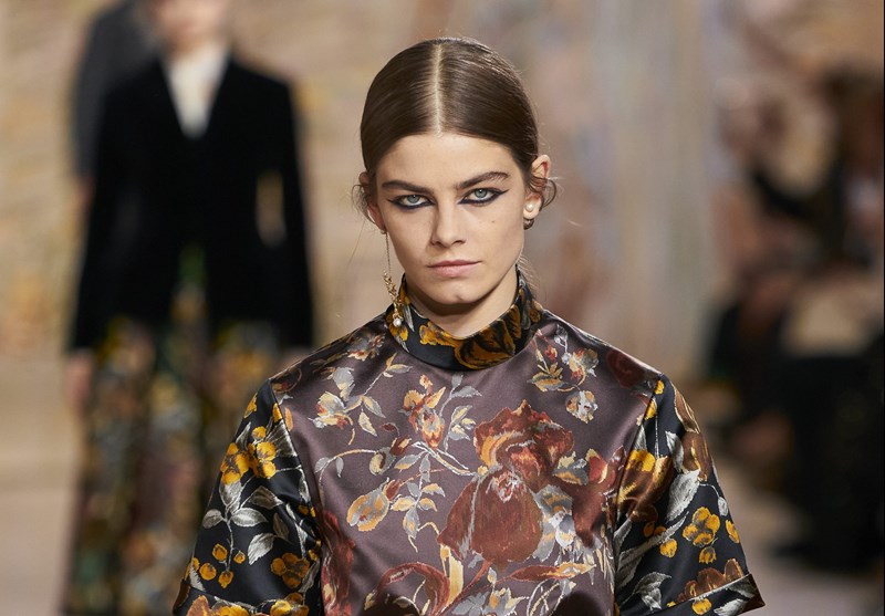 Τα πιο ενδιαφέροντα beauty looks στην Paris Haute Couture Week - εικόνα 2