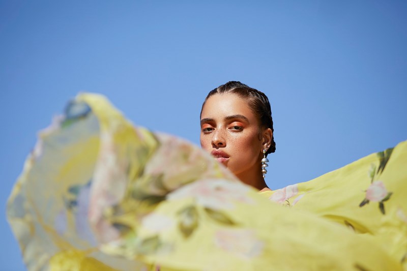 Αυτό το sunkissed μακιγιάζ είναι αποθέωση - εικόνα 1