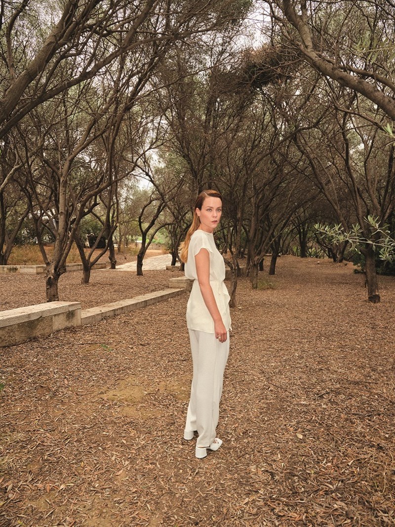 Λένα Παπαληγούρα: «Όλος ο κόσμος θα γίνει μια αγκαλιά» - εικόνα 3