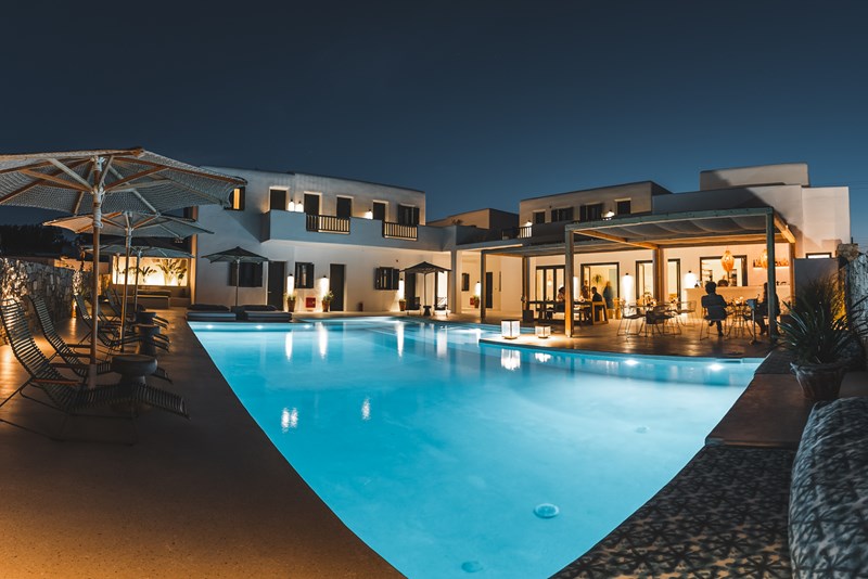 Μεγάλος Διαγωνισμός: 1 τυχερό ζευγάρι θα κερδίσει 3 διανυκτερεύσεις με πρωινό στο vegan Koukoumi Boutique Hotel στη Μύκονο - εικόνα 3