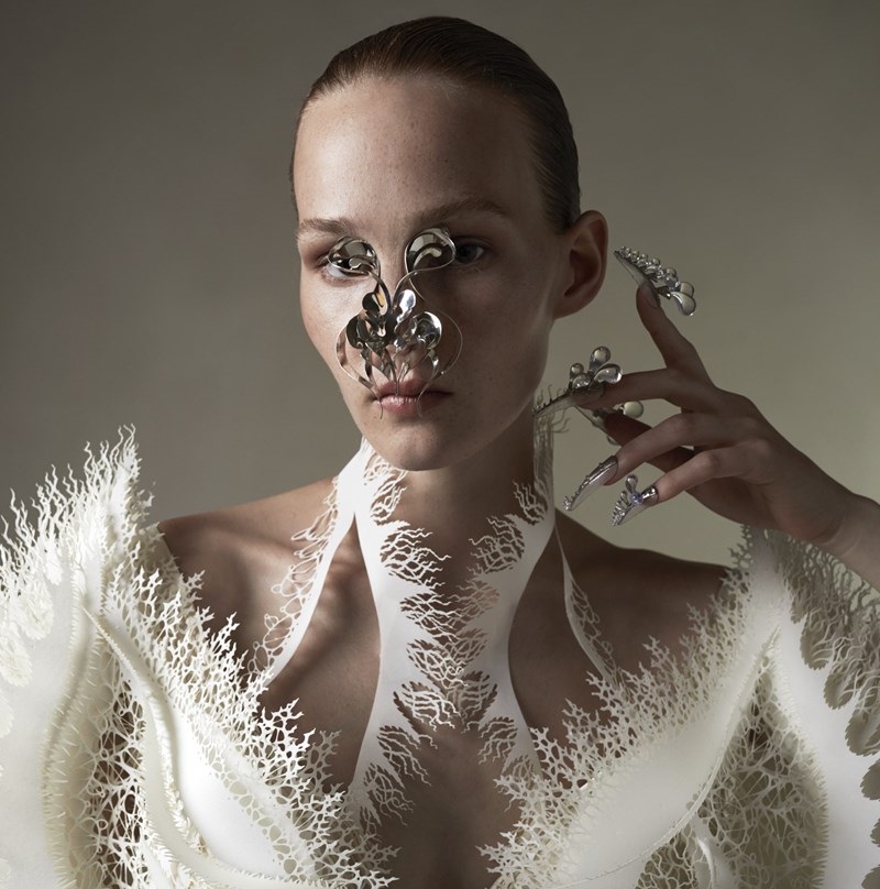 Τα πιο ενδιαφέροντα beauty looks στην Paris Haute Couture Week - εικόνα 3