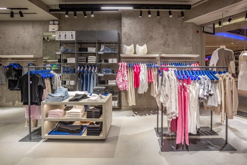 Η SARKK υποδέχεται το νέο CALVIN KLEIN JEANS Store στο Mediterranean Cosmos - εικόνα 1