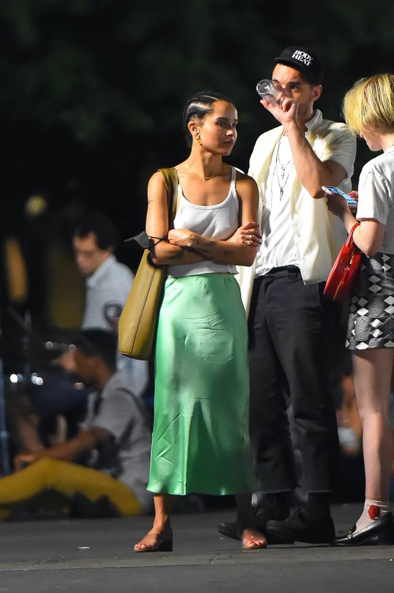 Το street style των celebrities μας έλειψε πολύ! 10 πρόσφατα star looks για να μπούμε ξανά σε ρυθμό - εικόνα 7