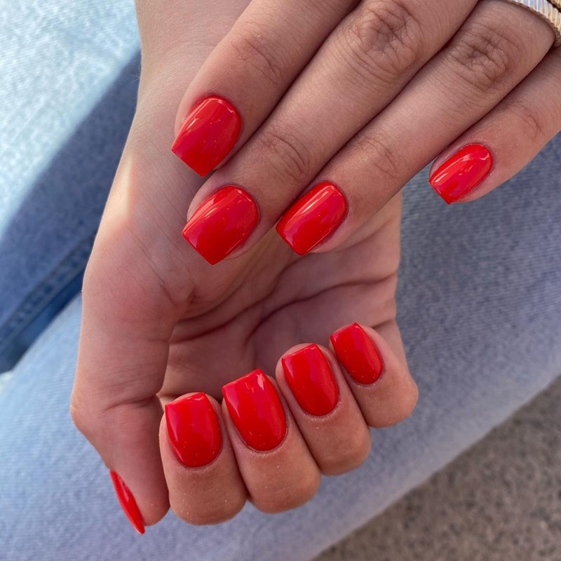 Υπάρχει κάτι πιο κλασικό για το μανικιούρ μας από το κόκκινο; - εικόνα 3