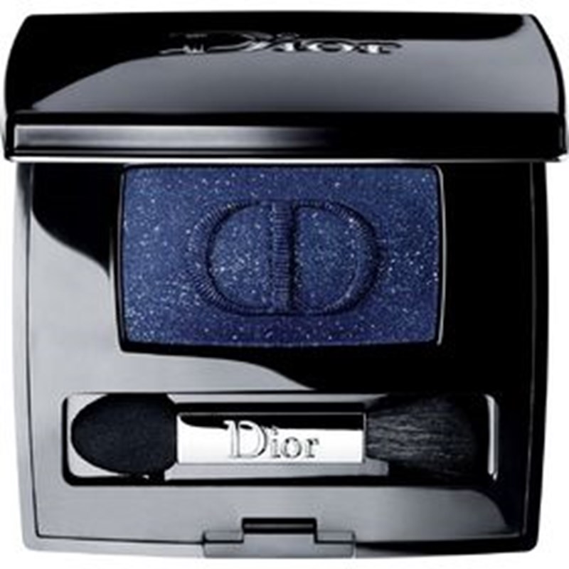 Όταν το μπλε γίνεται ο πρωταγωνιστής του μακιγιάζ μας (5 προϊόντα-κλειδιά!) - εικόνα 4