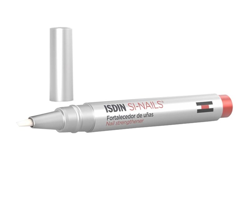 Step By Step Μανικιούρ: Έτσι θα αποκτήσεις τέλεια βαμμένα νύχια μόνη στο σπίτι - εικόνα 11