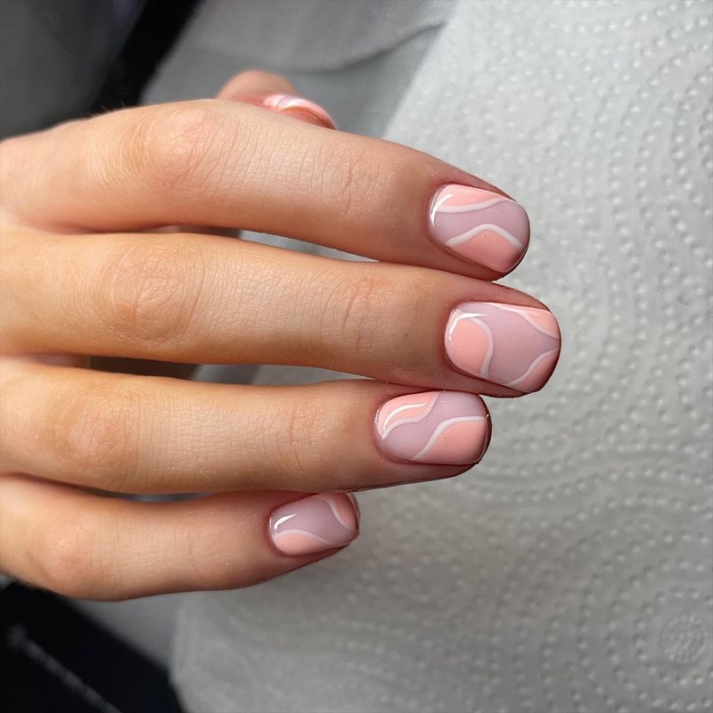 Αυτά τα nail trends δείχνουν άψογα με την μαυρισμένη επιδερμίδα μας - εικόνα 1