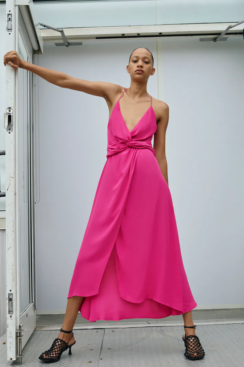 10 επιλογές γεμάτες χρώμα από τα Zara που σπάνε τη μαυρίλα των ημερών και μας φτιάχνουν τη διάθεση - εικόνα 1